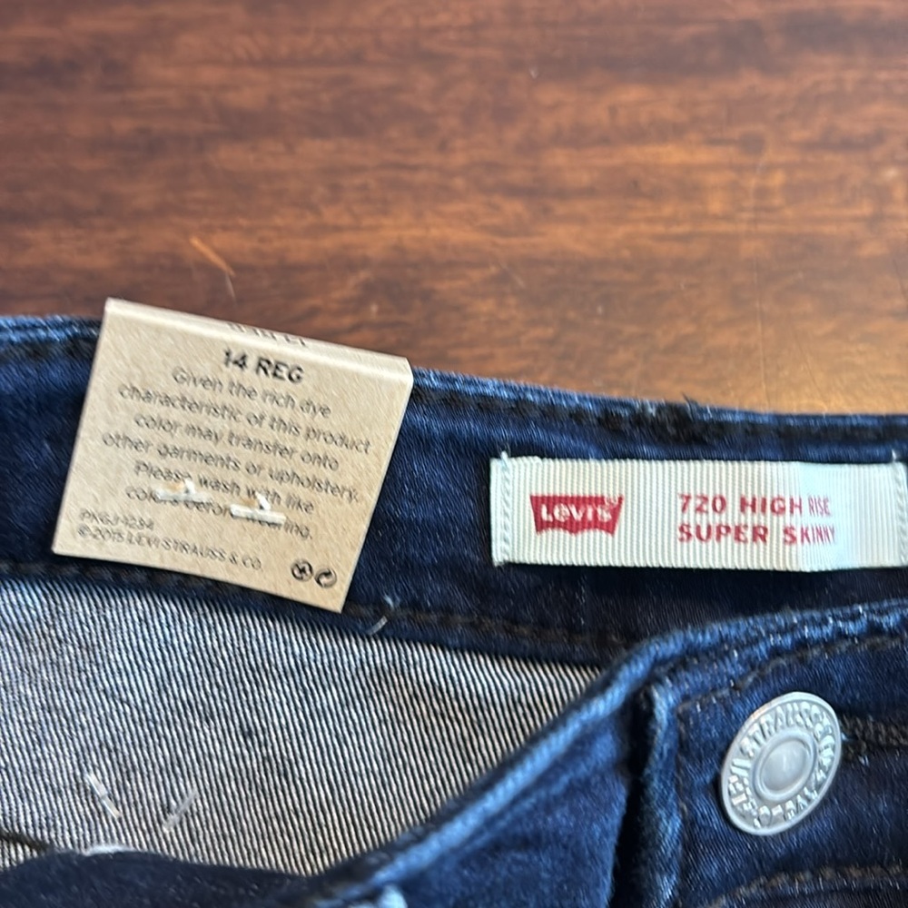 Levi’s high Rise Supper Skinny reg 14 Girls New - Picture 5 of 8